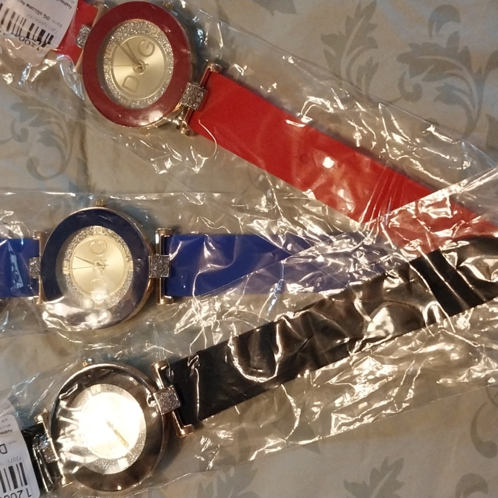 Ladies fashion watches Blue red or black